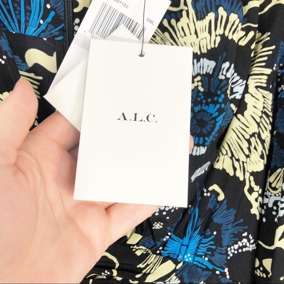 A.L.C. Roxy Celestial Printed Silk Long Sleeve V Neck Mini Dress Black Cocktail - Picture 7 of 10